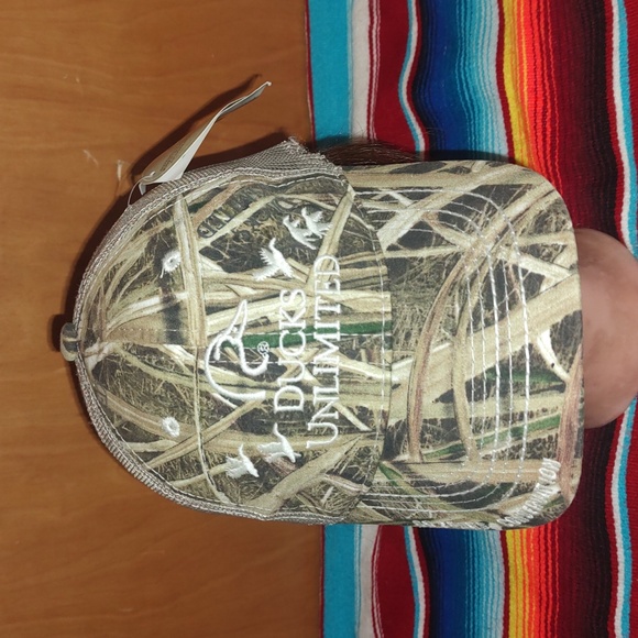 Ducks Unlimited Camo Mesh Trucker Strapback Hat Cap New - Picture 1 of 10